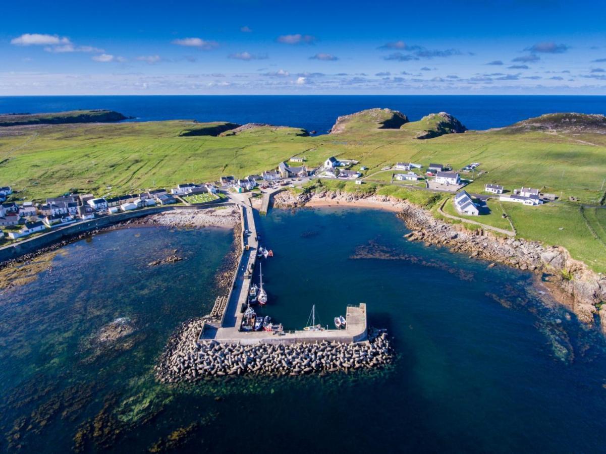 West Town  Ostan Oilean Thorai Tory Island Hotel מראה חיצוני תמונה
