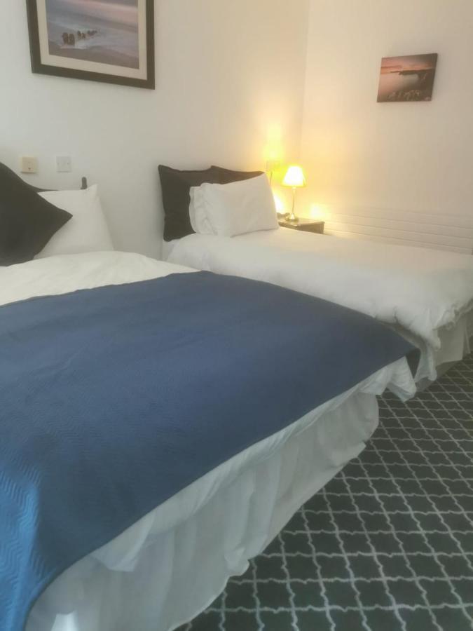 West Town  Ostan Oilean Thorai Tory Island Hotel מראה חיצוני תמונה