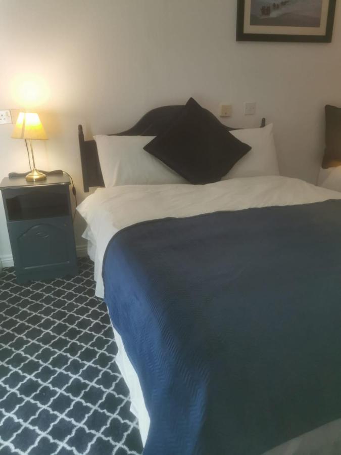 West Town  Ostan Oilean Thorai Tory Island Hotel מראה חיצוני תמונה